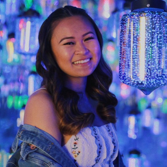 Meet your Posher, Quoc - Picture 1 of 1